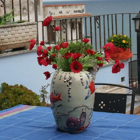 Aloha Apartman Giardini Naxos